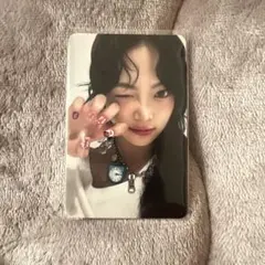 LESSERAFIM CRAZY ウンチェ　トレカ