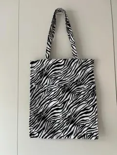 《ローリーズファーム》ベーシックトートバッグ