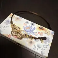 新品未使用スワロフスキーComplex Biz ビジュー付きカチューシャ 新品未使用スワロフスキーComplex Biz ビジュー付きカチューシャ