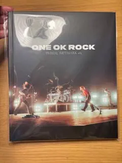 ♦️♦️♦️♦️ONE OK ROCK PRIMAL FOOTMARK♦️♦️♦️♦️五冊セット ONE OK ROCK PRIMAL FOOTMARK ♯5 写真集 裸本 カード付 R1下段 / 湧