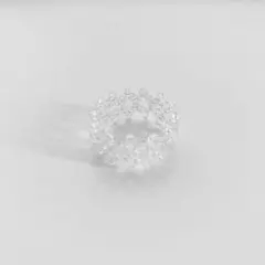 クリアビーズリング　透明　8号前後　ハンドメイド　シンプル／編込み