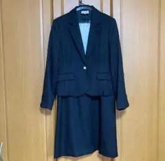 【状態良好】レディースフォーマルスーツ ３点セット 黒