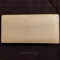 COCOMEISTER 　ベージュ 二つ折り財布