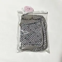 新品【しまむら×サンリオ×青木美沙子】コラボ圧縮ポーチ【2個セット】のサムネイル