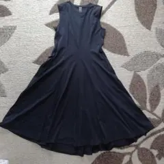 UNIQLO×theory ウルトラストレッチフレアロングワンピース