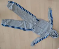 adidas ジャージ上下セット グレー 130cmアディダス