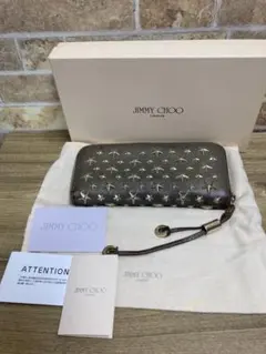 JIMMY CHOO ジミーチュウ　長財布 スタースタッズ　ゴールドのサムネイル