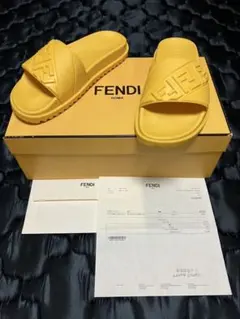FENDI サンダル　イエロー　シャワーサンダル FENDI サンダルイエローシャワーサンダル