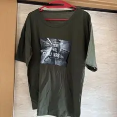 オリーブ色 グラフィックプリント Tシャツ Lサイズ
