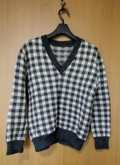 機械編み　チェック柄 Vネックニットセーター　L〜LLサイズ