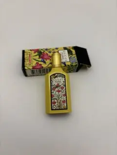 グッチ　フローラゴージャスオーキッド　オードパルファム　5mlのサムネイル