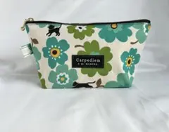 ＊ハンドメイド＊マチ付きポーチ　猫と緑の花柄　化粧ポーチ　小物入れ