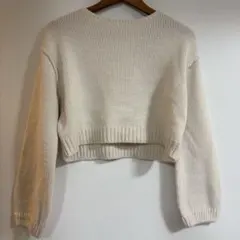 GU アイボリー クロップドニットセーター 長袖