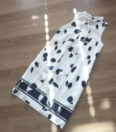 BANANA REPUBLICスカーフデザイン風 抽象デザイン エレガント