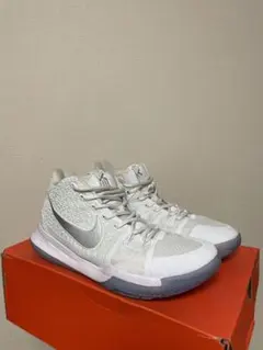 2025年最新】nike kyrie 3の人気アイテム - メルカリ