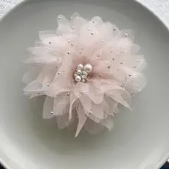 439 SALEハンドメイドコサージュ　卒園式入園式　ふわふわピンク×パール
