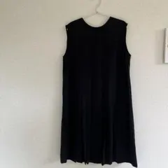 ⭐︎美品agnis b. 黒 ノースリーブ ワンピースのサムネイル