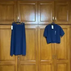 新品未使用ユニクロセットアップ トップス＆スカート