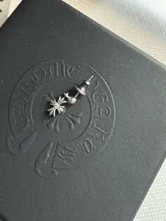 Chrome Hearts CH 両面ダイヤ　クロスピアス(片耳用)