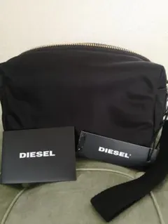 新品未使用タグ付き！　シンプルDIESEL黒のバニティ
