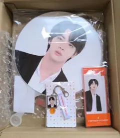 BTS JIN うちわ　うちわカバー　ミニフラッグ　キーリング　セット