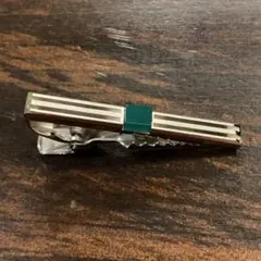 US ヴィンテージ ネクタイピン グリーンストーン 透かし