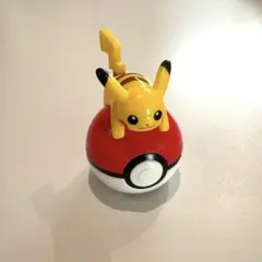 ポケモン　ピカチュウのモンスターボールローラー　30周年