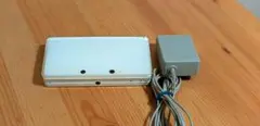 【美品】ニンテンドー3DS ホワイト 本体 充電器 タッチペン モンハンXX付き