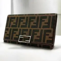 FENDI フェンディ ズッカ柄 長財布 二つ折り ヴィンテージ シルバー金具
