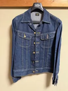 Item thumbnail for item 77cfb115-188d-4ad7-87c7-f16820d8dd2c