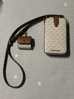 MICHAEL KORS スマホショルダーバッグ