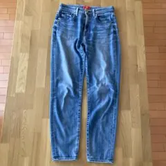 レッドカード　テーパードデニムパンツのサムネイル