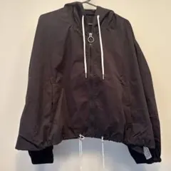 【ZARA】スターウォーズ クロップドマウンテンパーカー ブラック