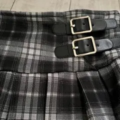シーイン★SHEIN★チェックミニスカート★ベルトデザイン★サイズMのサムネイル