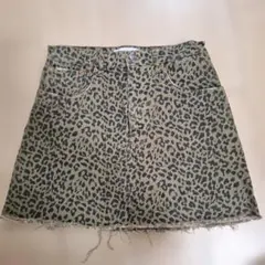 ZARA WOMAN 　ザラウーマン　レオパード柄 デニムスカート Mサイズのサムネイル
