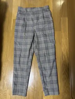 月末セール　シューラルー　チェック柄 グレー　パンツ　 Mサイズ