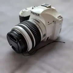 PENTAX K-x ホワイト レンズキット 本体のサムネイル