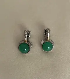 レトロ　プチサイズ　イヤリング　グリーン