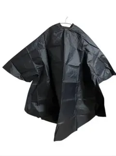 【中古】ヘアダイ毛染めクロス　袖　黒　若干イタミ有り、目立つ汚れはありません。