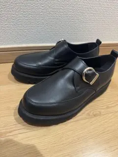 HARE バックル付き 黒 ドレスシューズ　シャークソール