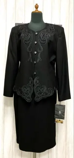 ブラックフォーマル　スーツ　11号