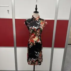 黒赤花柄チャイナドレス