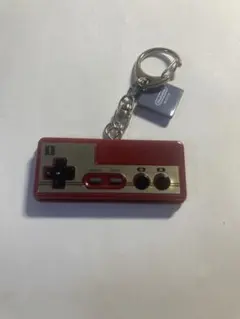 任天堂ミュージアム 限定 ファミコン コントローラー キーホルダー 1983のサムネイル