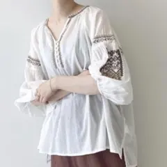 【新品】サマンサモスモス ブルー インド綿 刺繍　ボリューム袖　ブラウス　七分袖