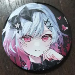 魔法少女ノ魔女裁判 まねきねこ 缶バッジ 桜羽エマ - メルカリ