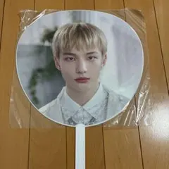 2026年最新】ヒョンジンうちわの人気アイテム - メルカリ