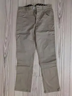 ベージュ チノパン 前ポケット付き