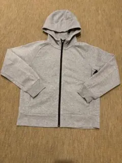 UNIQLO フルジップ フード付きパーカー 150cm