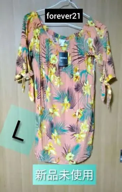 ★新品未使用　花柄 チュニック 　ピンクとオレンジの中間くらい　七分袖