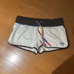 ROXYロキシーホワイトサーフショートパンツ 水着【Mサイズ】